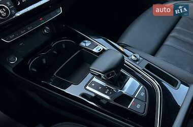 Седан Audi A4 2020 в 