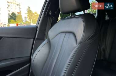 Седан Audi A4 2020 в 
