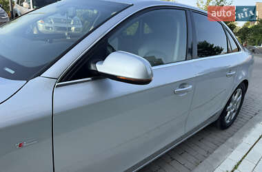 Седан Audi A4 2012 в 