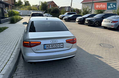 Седан Audi A4 2012 в 
