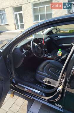 Седан Audi A4 2011 в 