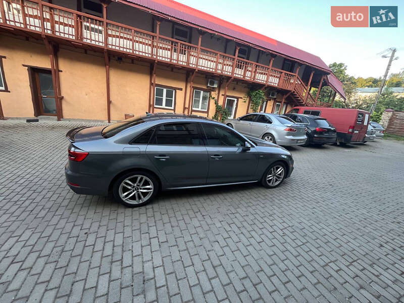 Седан Audi A4 2016 в Львове