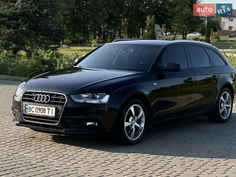 Универсал Audi A4 2012 в 