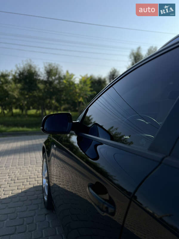 Универсал Audi A4 2012 в Львове