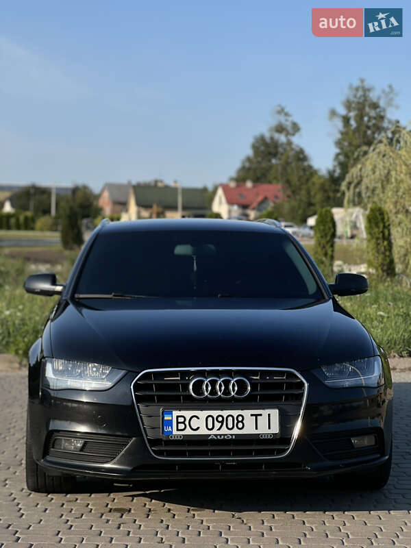 Универсал Audi A4 2012 в Львове