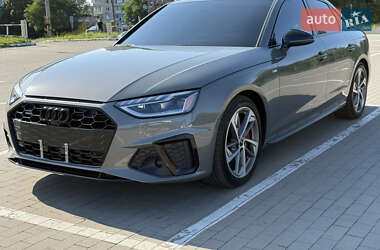Седан Audi A4 2023 в 