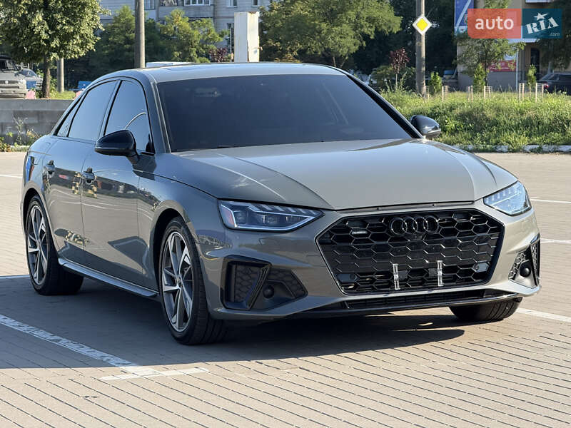 Седан Audi A4 2023 в Киеве