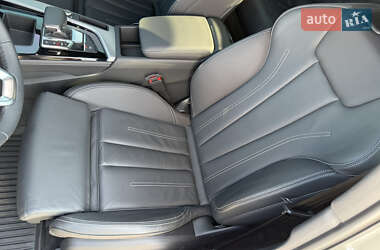 Седан Audi A4 2023 в 