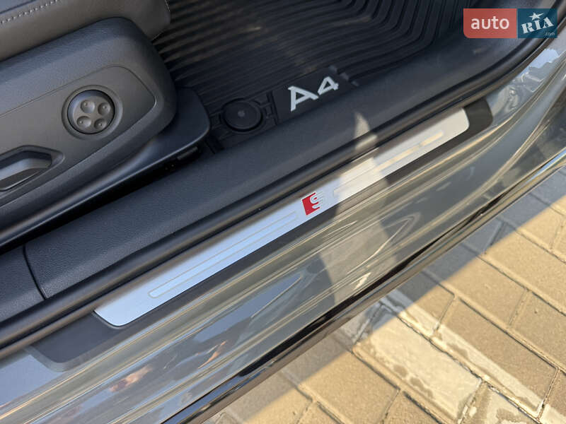 Седан Audi A4 2023 в Киеве