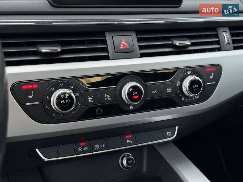 Седан Audi A4 2016 в Сарнах