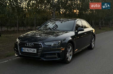 Audi A4 2017 Audi A4 2017