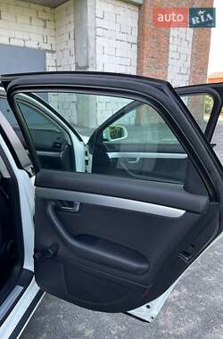 Седан Audi A4 2006 в 