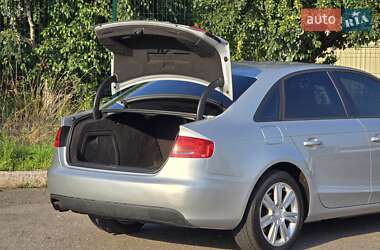Седан Audi A4 2010 в 