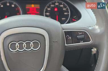 Седан Audi A4 2010 в 