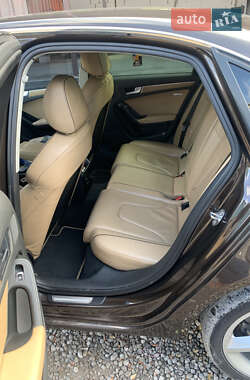 Седан Audi A4 2013 в 