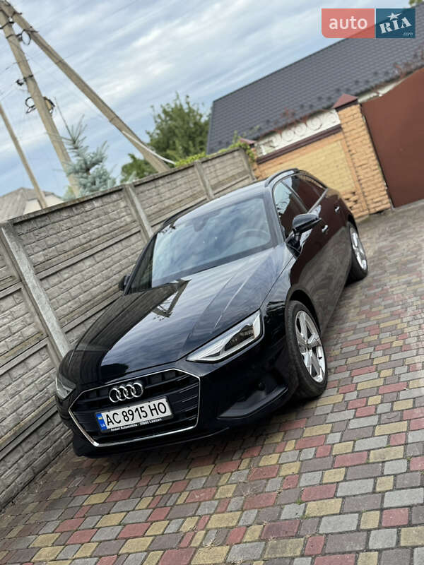 Audi A4 2019