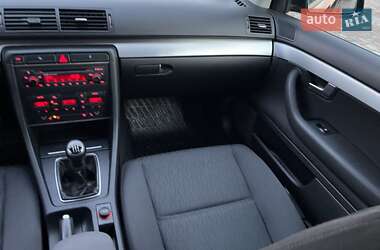 Седан Audi A4 2006 в 