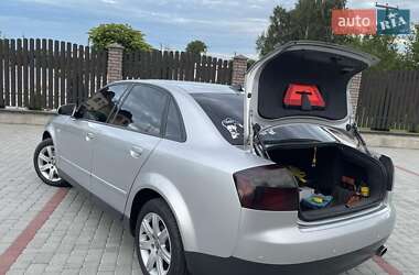 Седан Audi A4 2003 в 