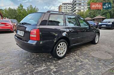 Универсал Audi A4 2000 в 