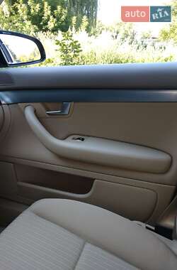 Седан Audi A4 2005 в 