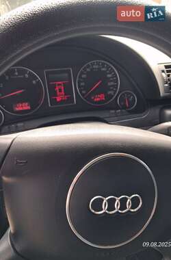 Седан Audi A4 2002 в 