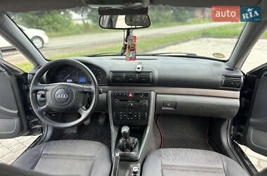 Универсал Audi A4 2000 в 