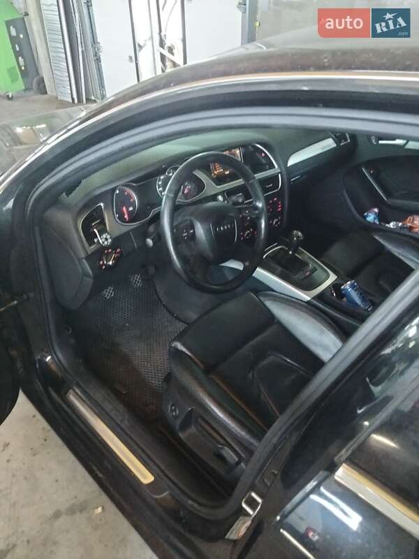 Седан Audi A4 2008 в Черновцах