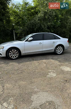 Седан Audi A4 2011 в 