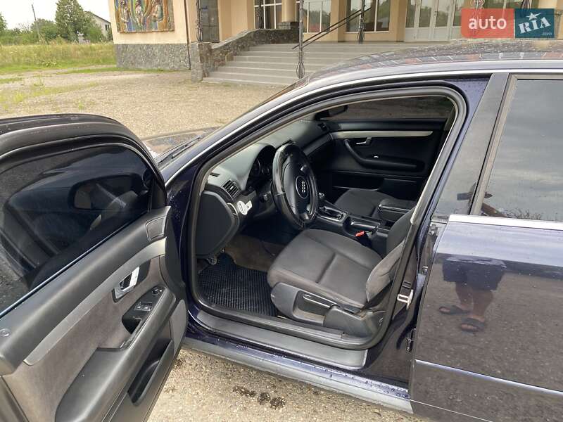Седан Audi A4 2001 в Черновцах