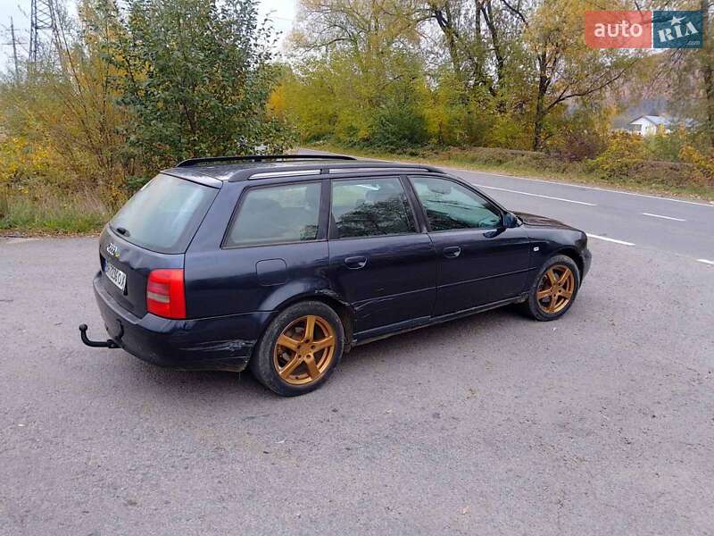 Универсал Audi A4 1999 в Черновцах