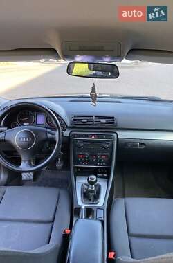 Седан Audi A4 2001 в 