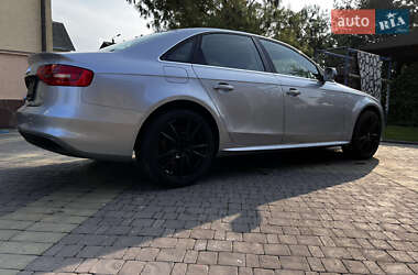 Седан Audi A4 2015 в 
