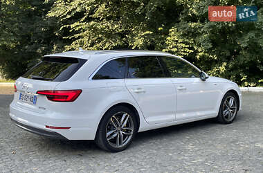 Универсал Audi A4 2017 в 