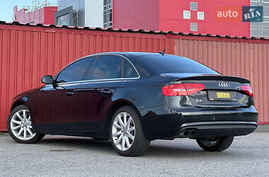 Седан Audi A4 2012 в 