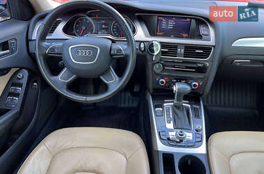 Седан Audi A4 2012 в 