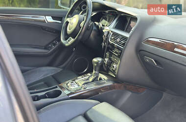 Седан Audi A4 2015 в 