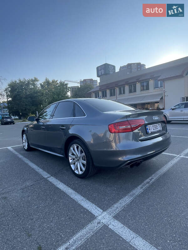 Седан Audi A4 2013 в Броварах