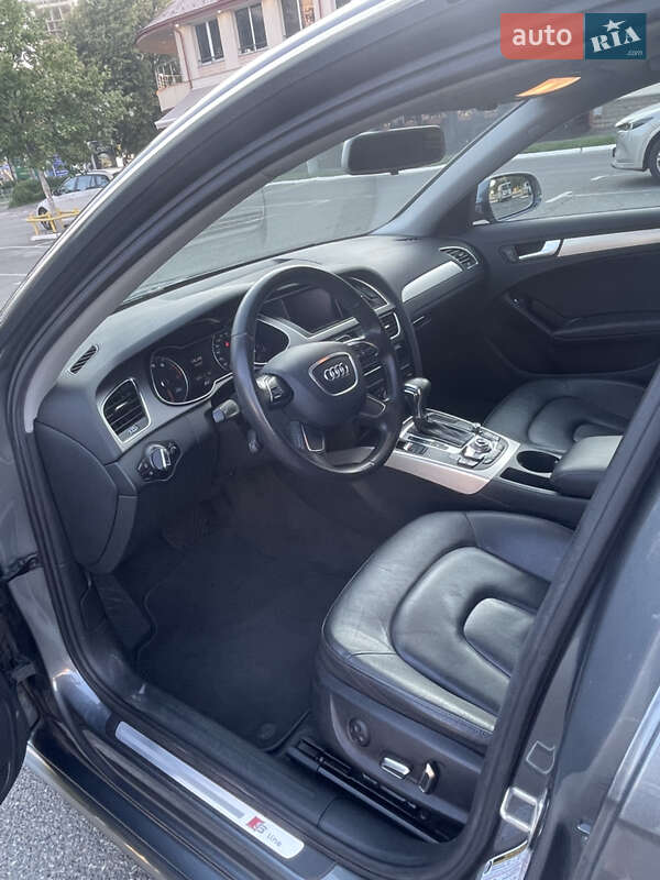 Седан Audi A4 2013 в Броварах