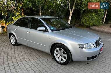 Седан Audi A4 2004 в 