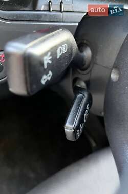 Седан Audi A4 2004 в 