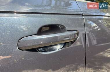 Седан Audi A4 2016 в 