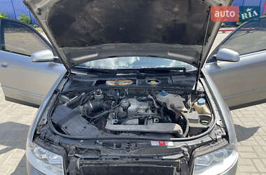 Седан Audi A4 2001 в 