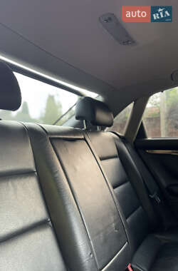 Седан Audi A4 2001 в 