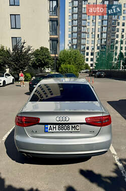Седан Audi A4 2014 в 