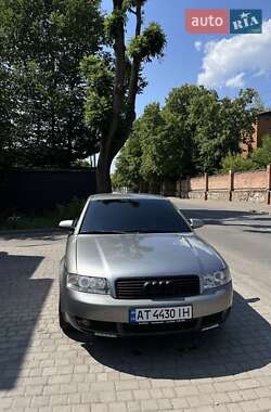 Седан Audi A4 2001 в 