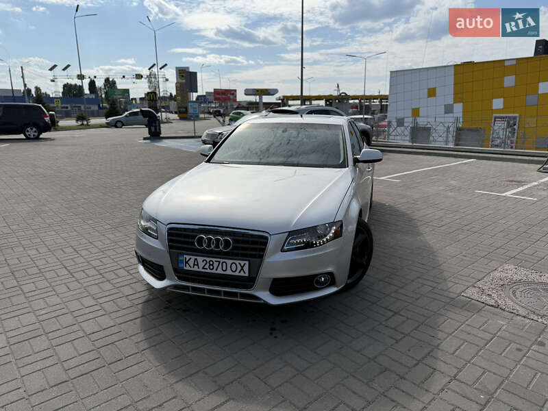 Седан Audi A4 2011 в Киеве