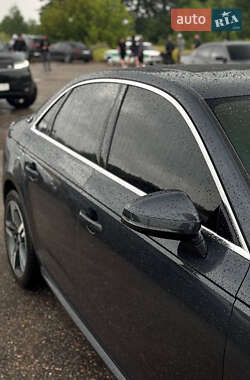 Седан Audi A4 2016 в 