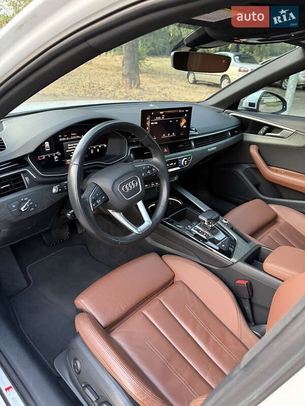 Седан Audi A4 2020 в Кривом Роге