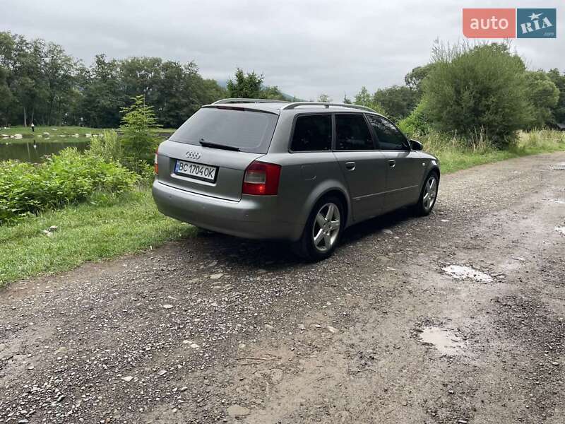 Универсал Audi A4 2004 в Сколе