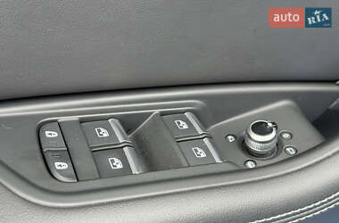 Седан Audi A4 2019 в 